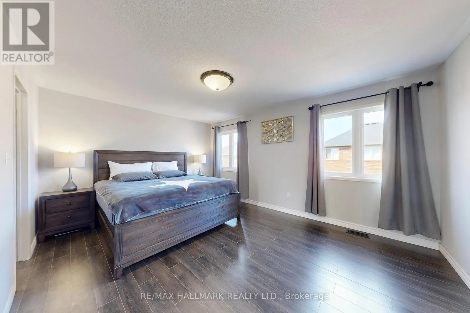 10 CHAMBERSBURG WAY