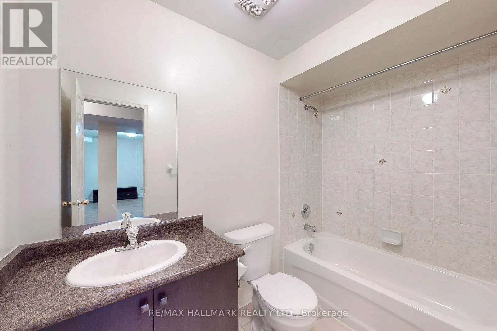 10 CHAMBERSBURG WAY
