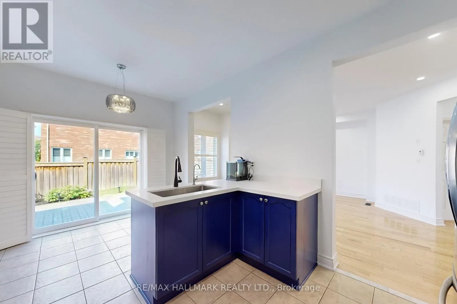 10 CHAMBERSBURG WAY