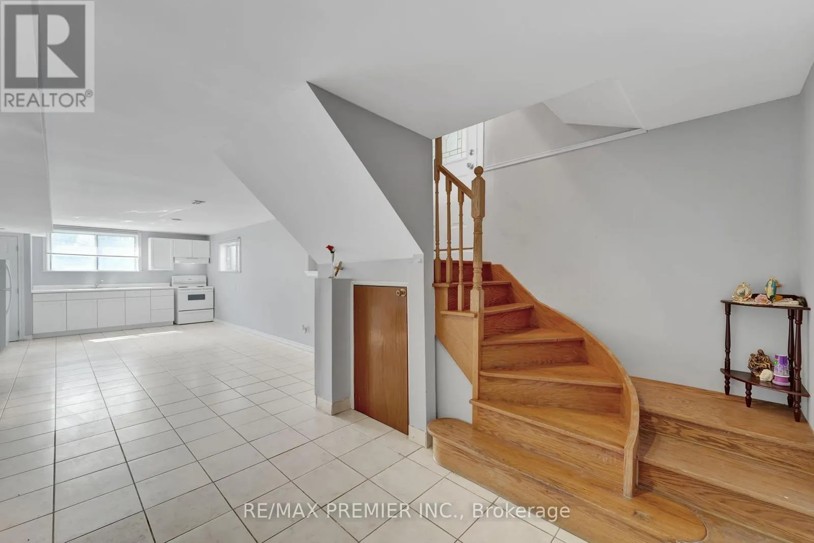 352 UXBRIDGE PICKERING TLINE ROAD