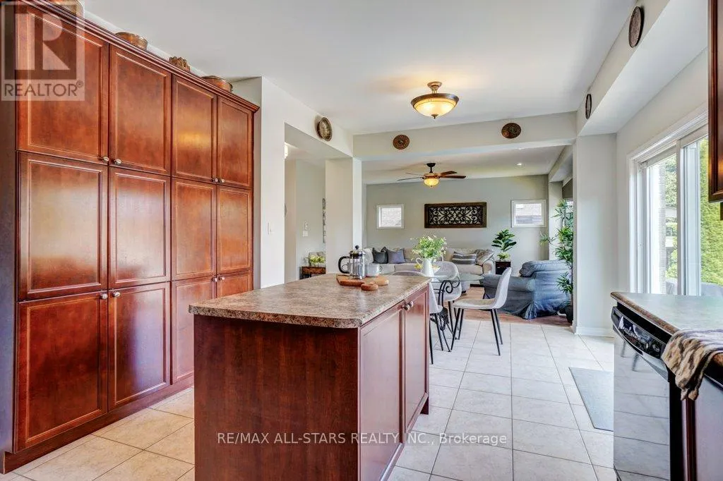 54 COSMOS AVENUE