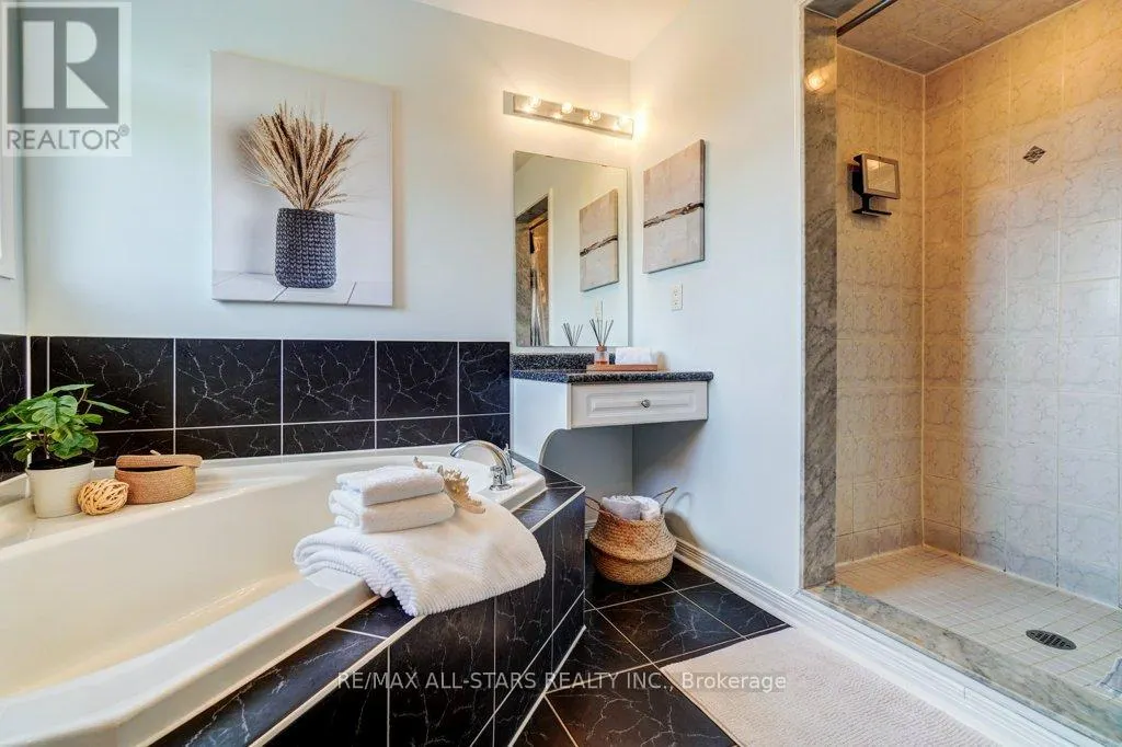 54 COSMOS AVENUE
