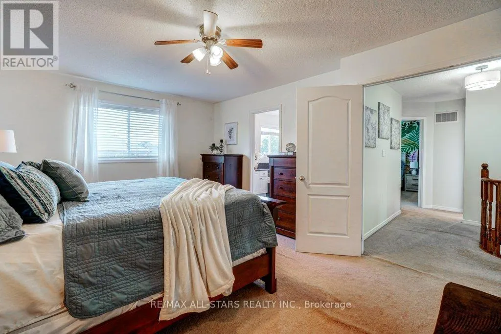 54 COSMOS AVENUE
