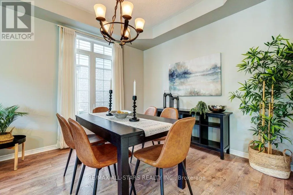 54 COSMOS AVENUE