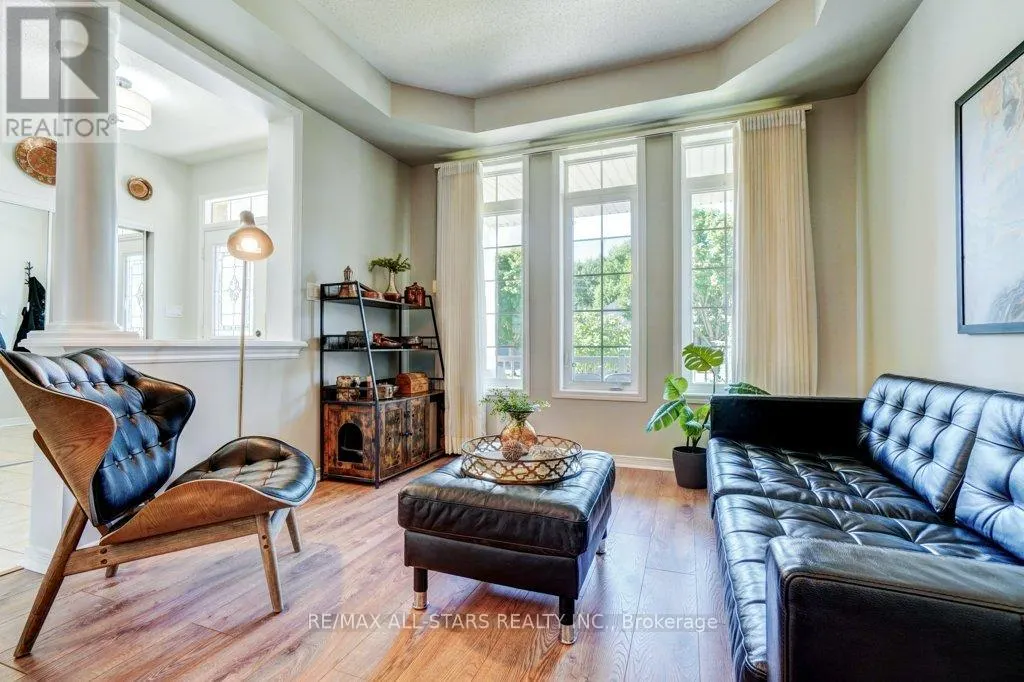 54 COSMOS AVENUE