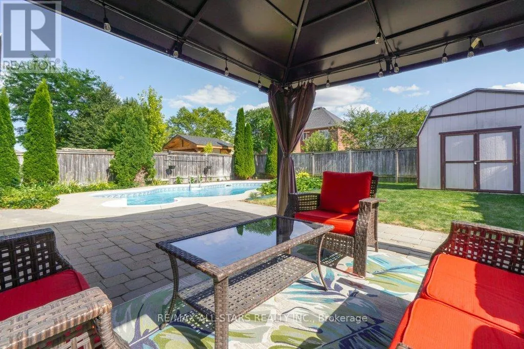 54 COSMOS AVENUE