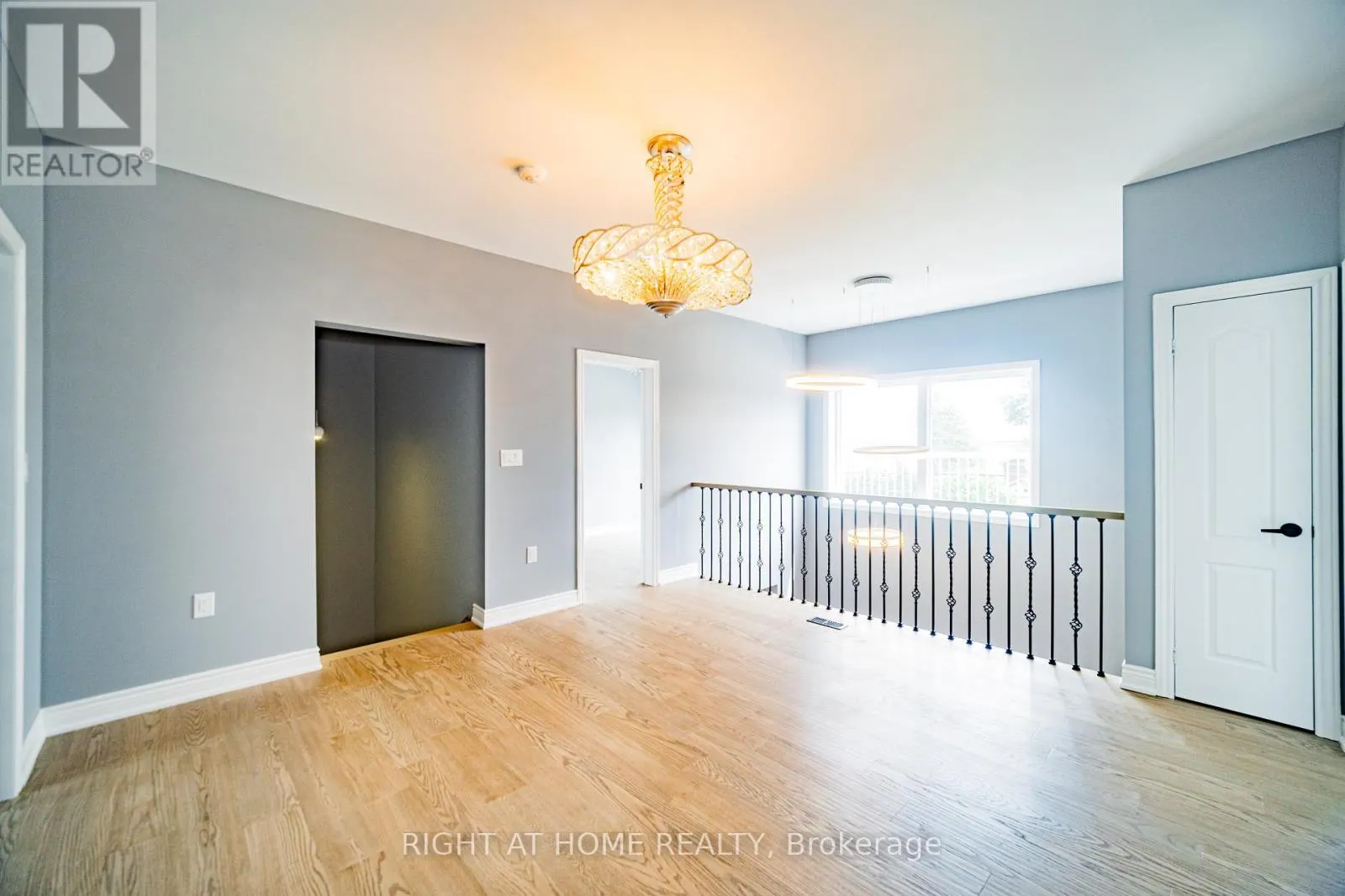 1372 MAPLE ROAD