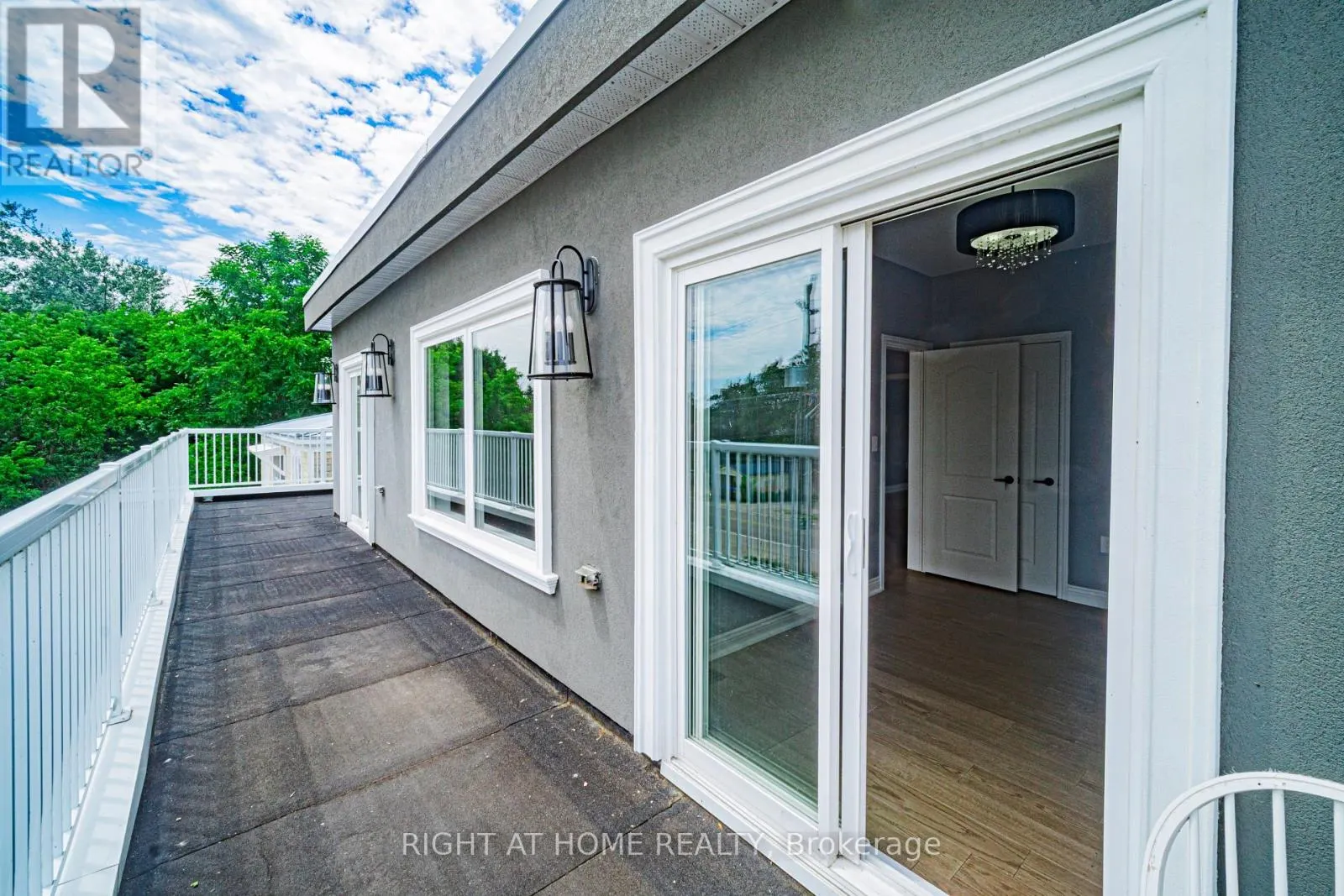 1372 MAPLE ROAD