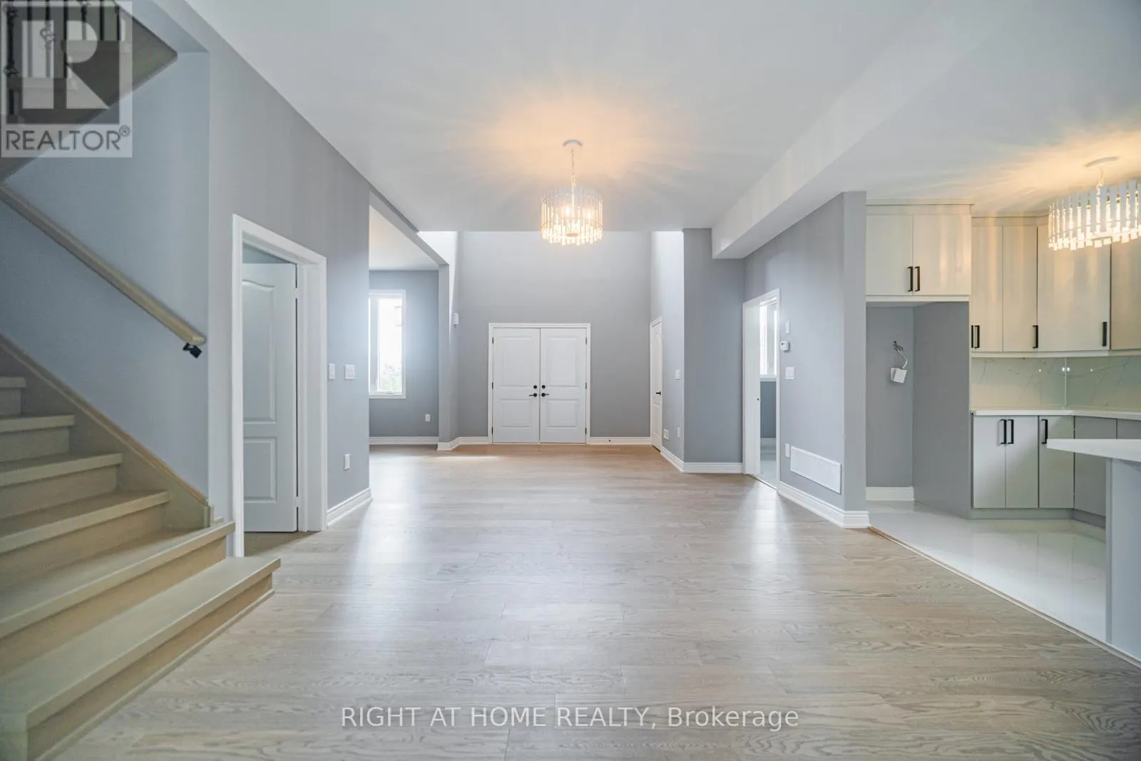 1372 MAPLE ROAD