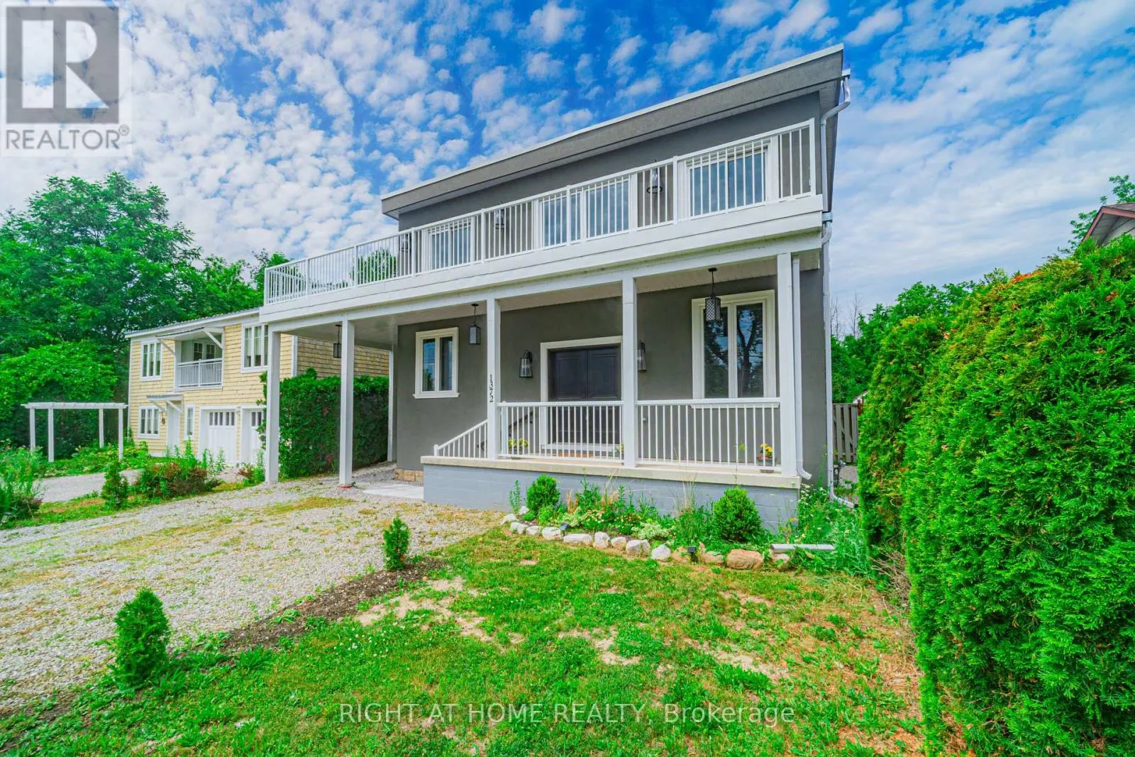 1372 MAPLE ROAD