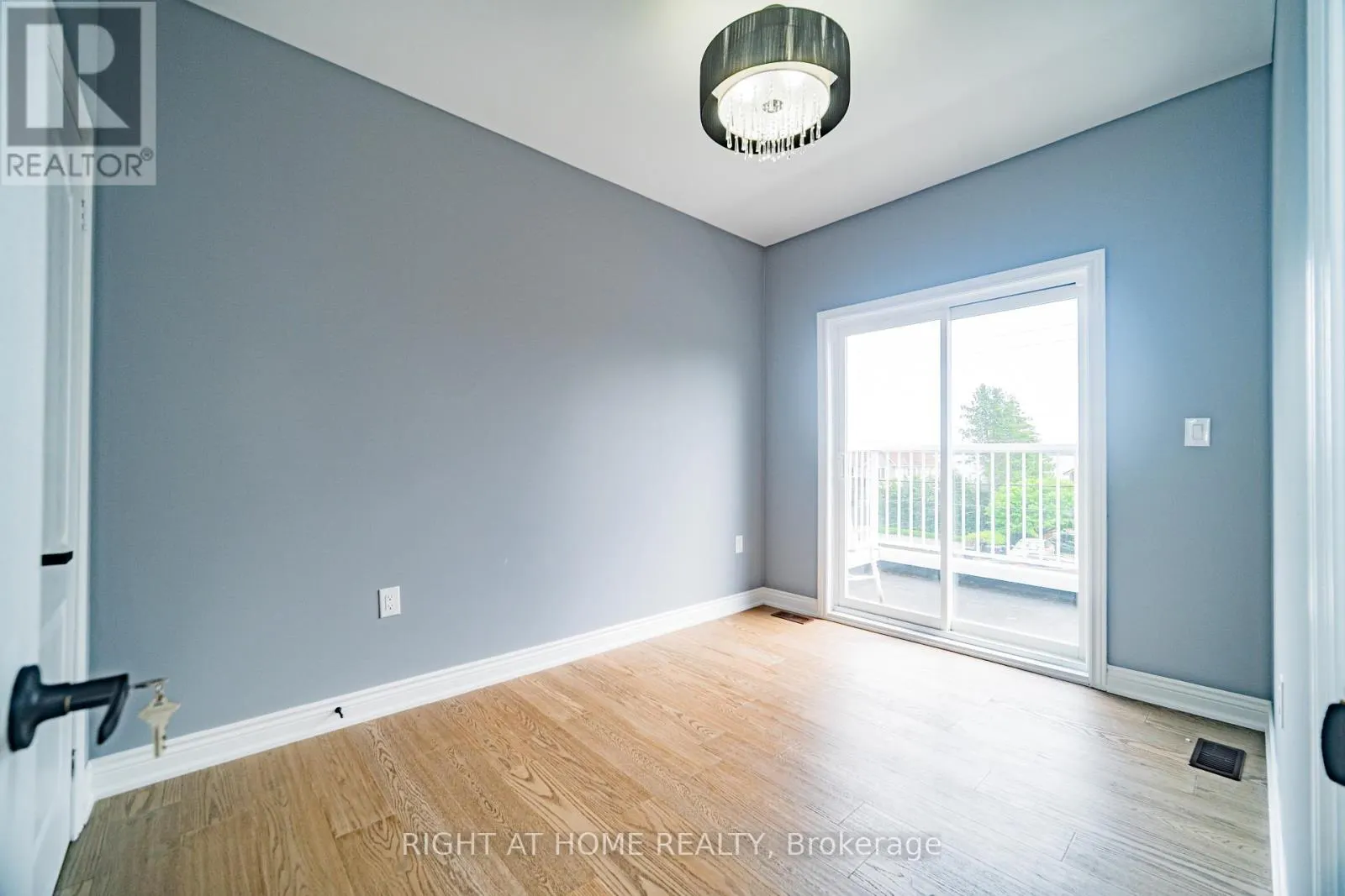 1372 MAPLE ROAD