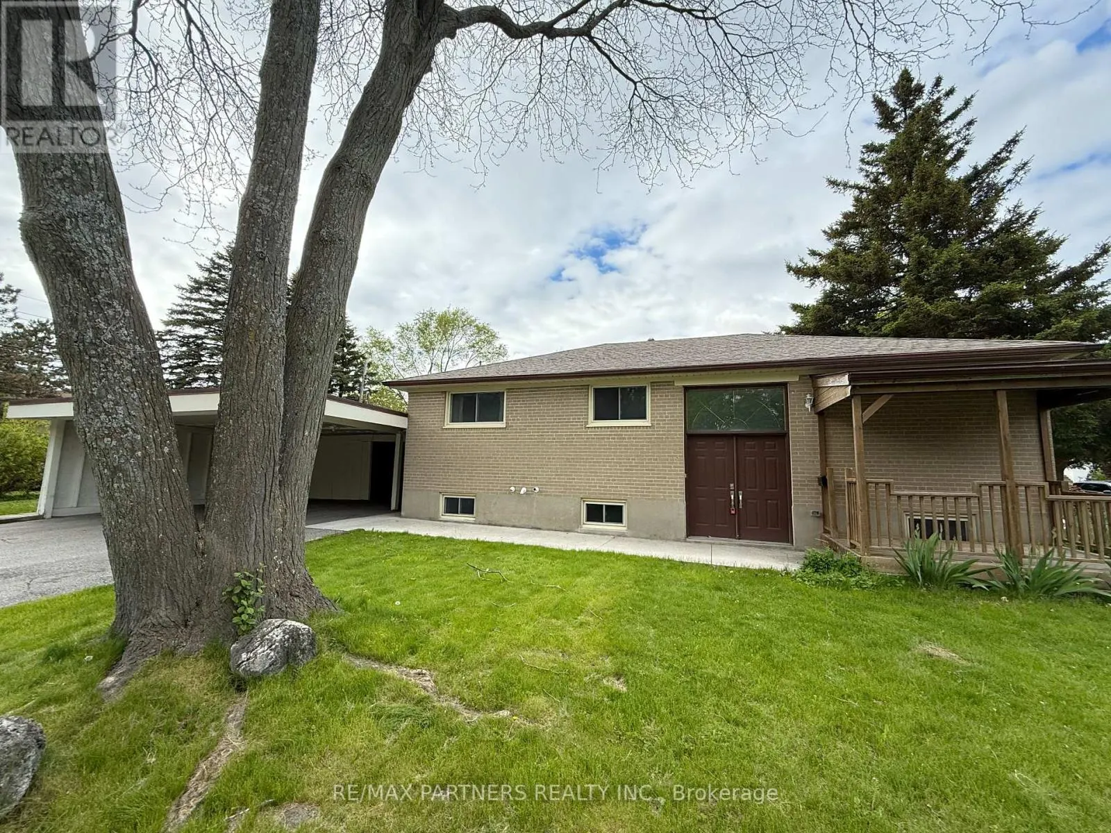 77 FOREHT CRESCENT