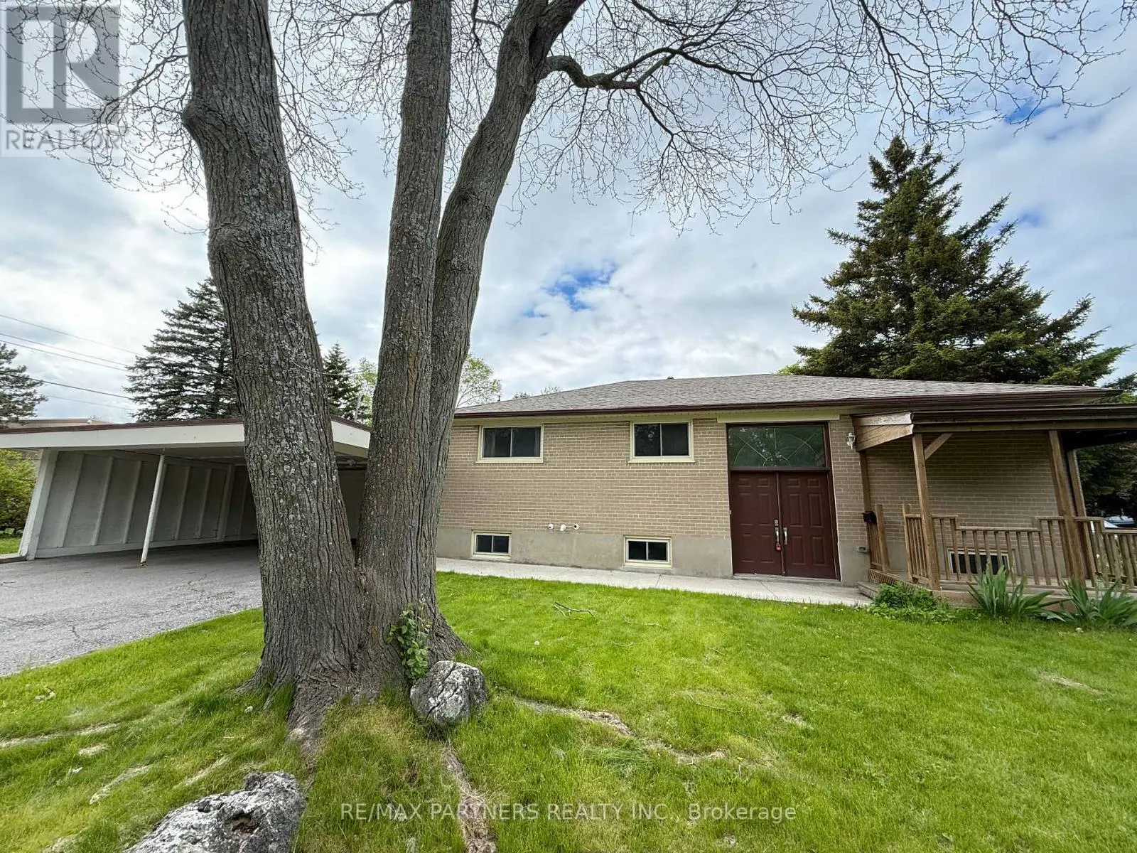 77 FOREHT CRESCENT