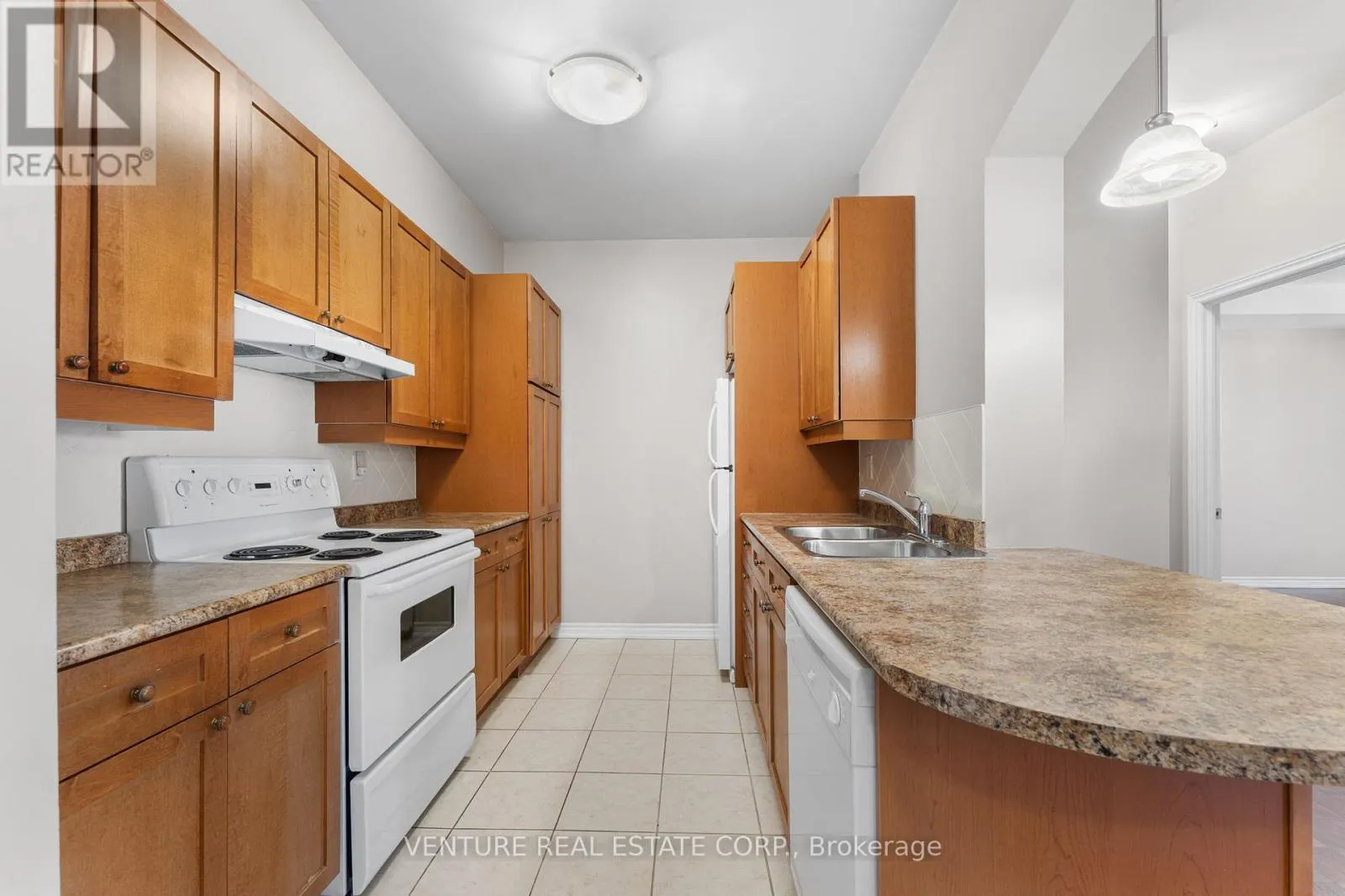 302 - 9519 KEELE STREET