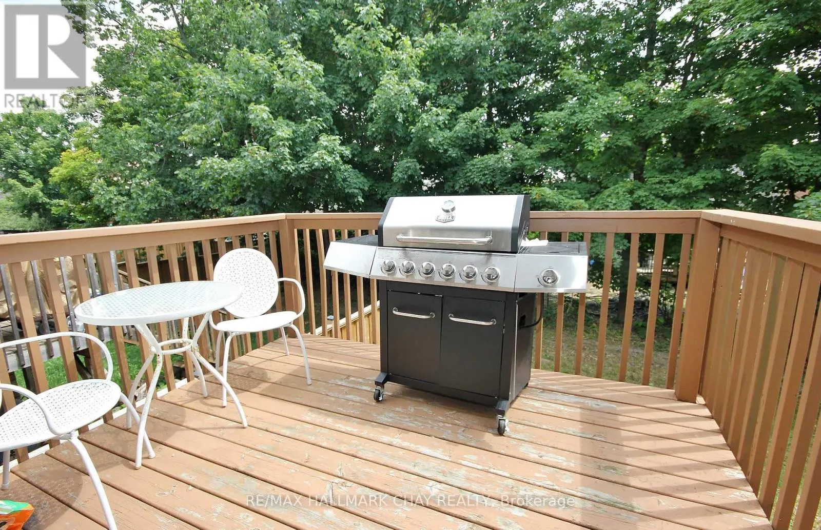 2164 DAWSON CRESCENT