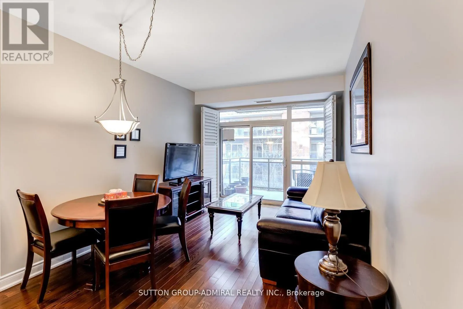 342 - 281 WOODBRIDGE AVENUE