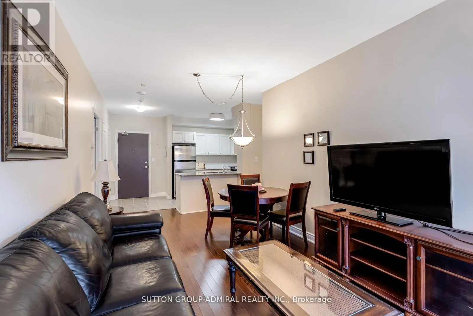342 - 281 WOODBRIDGE AVENUE