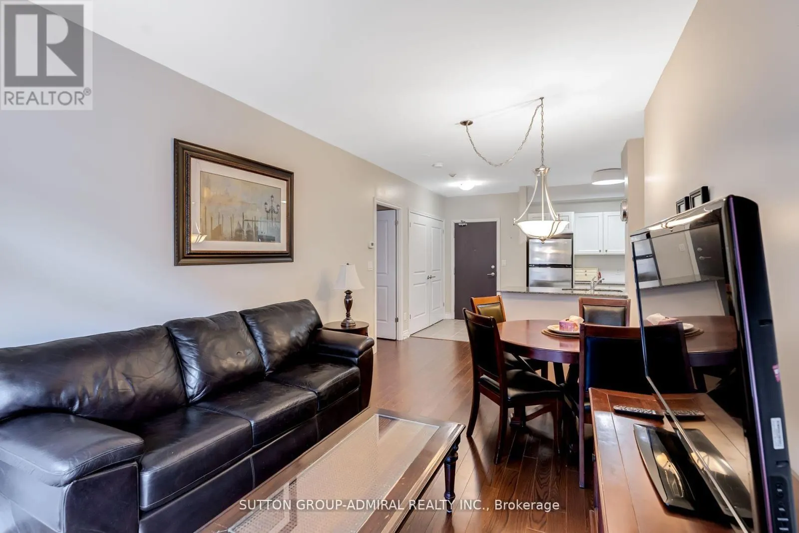 342 - 281 WOODBRIDGE AVENUE
