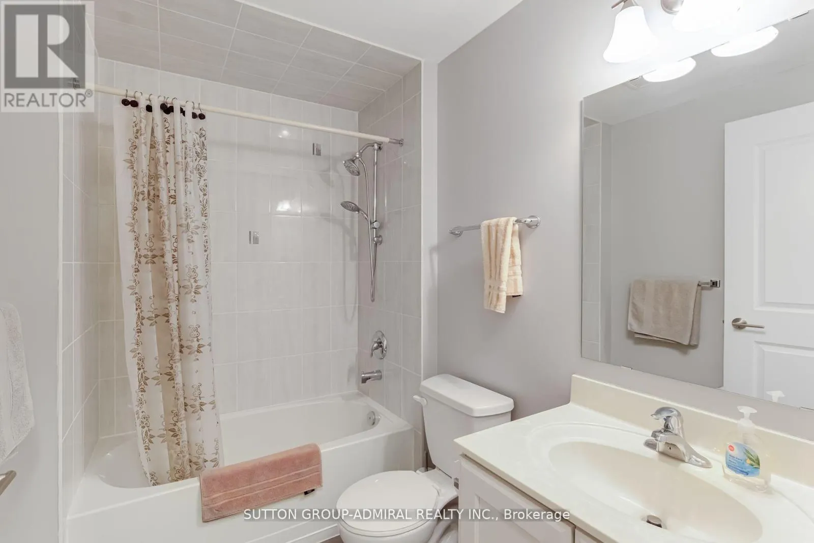 342 - 281 WOODBRIDGE AVENUE