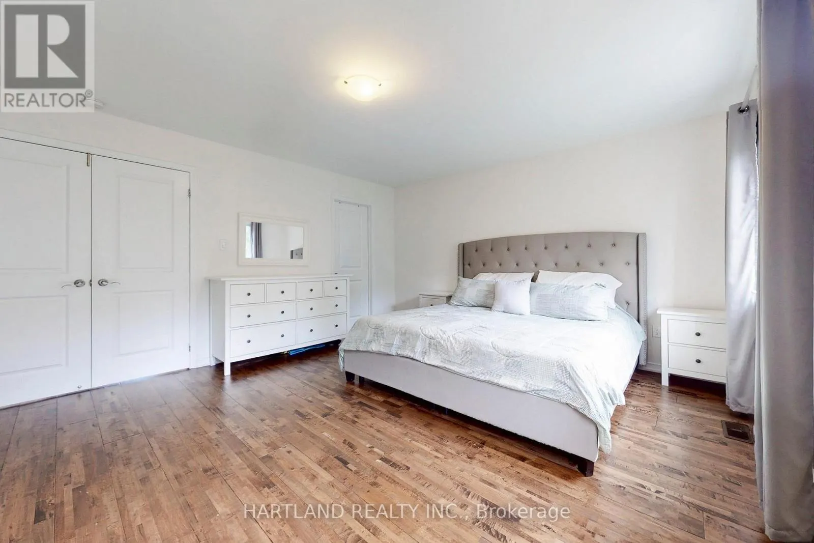 1036 ABRAM COURT