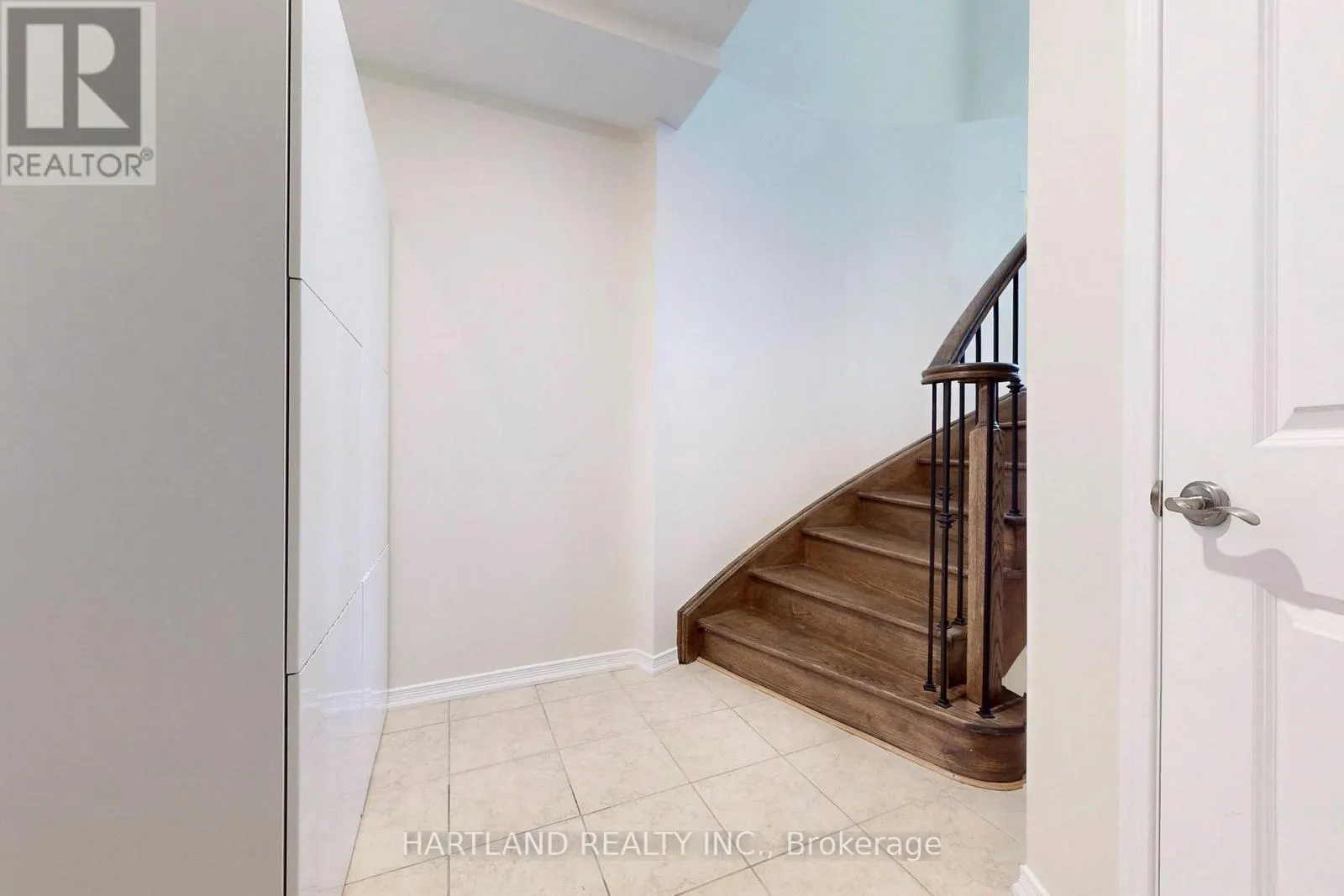1036 ABRAM COURT