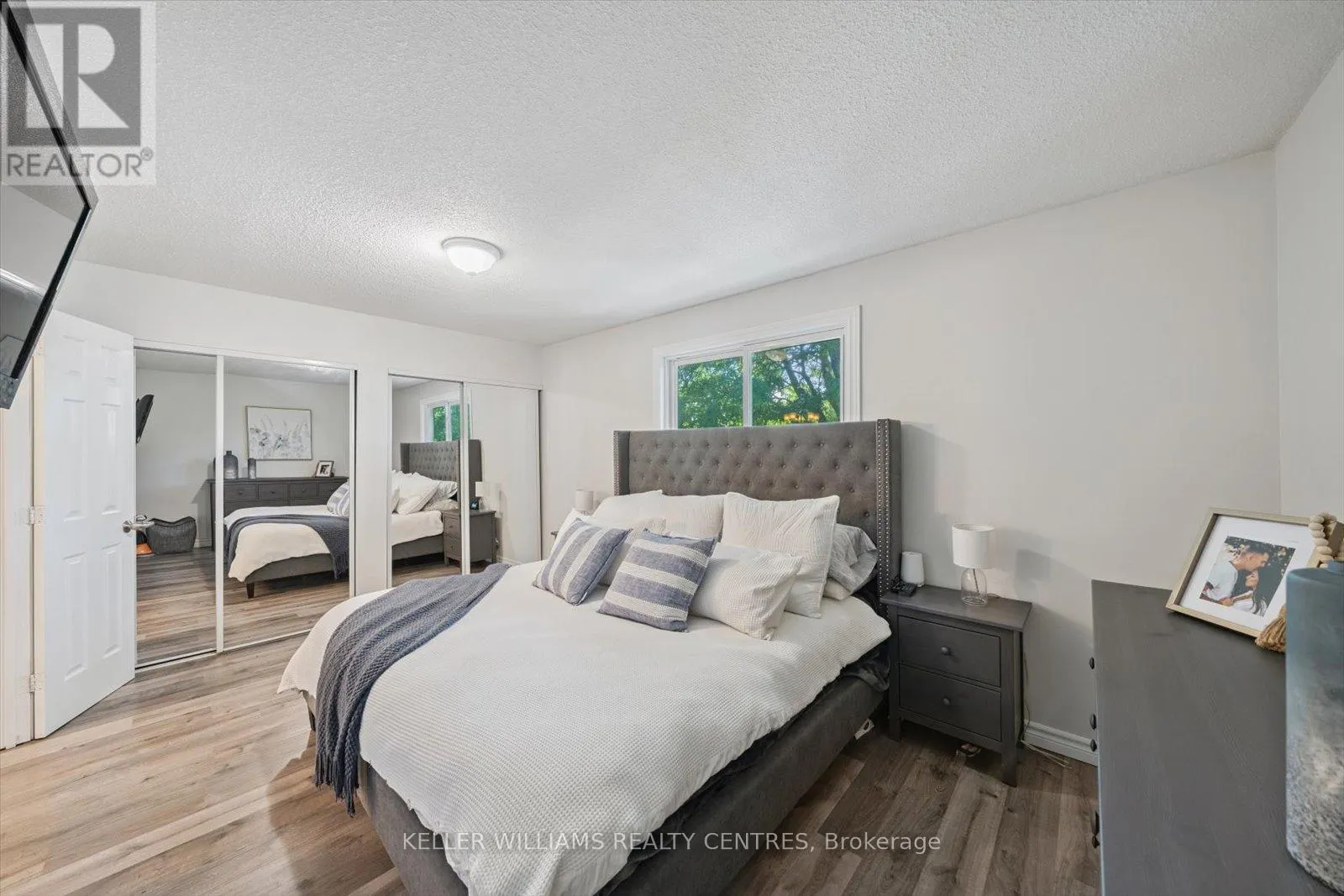 22 - 22 HARMONY CIRCLE