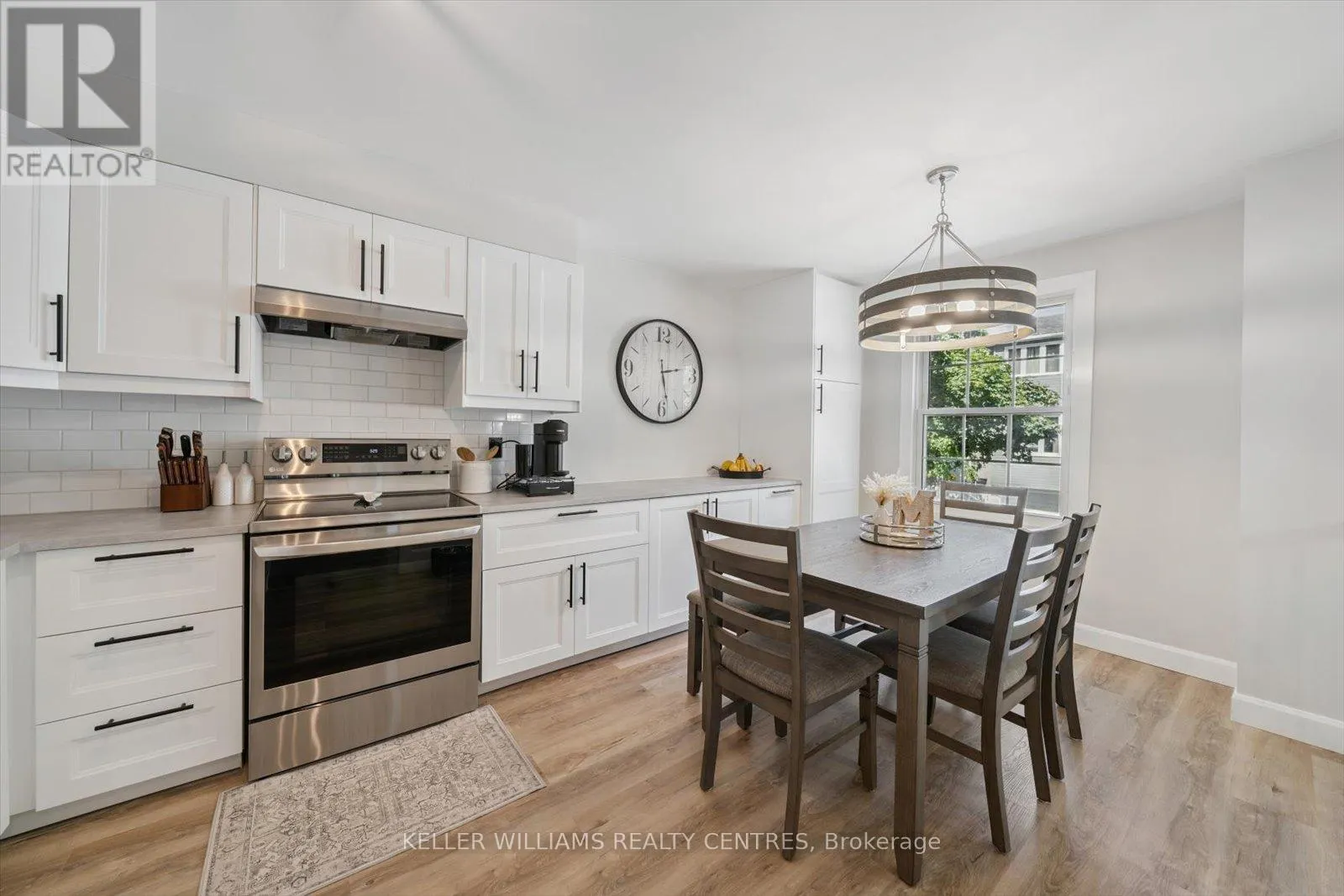 22 - 22 HARMONY CIRCLE