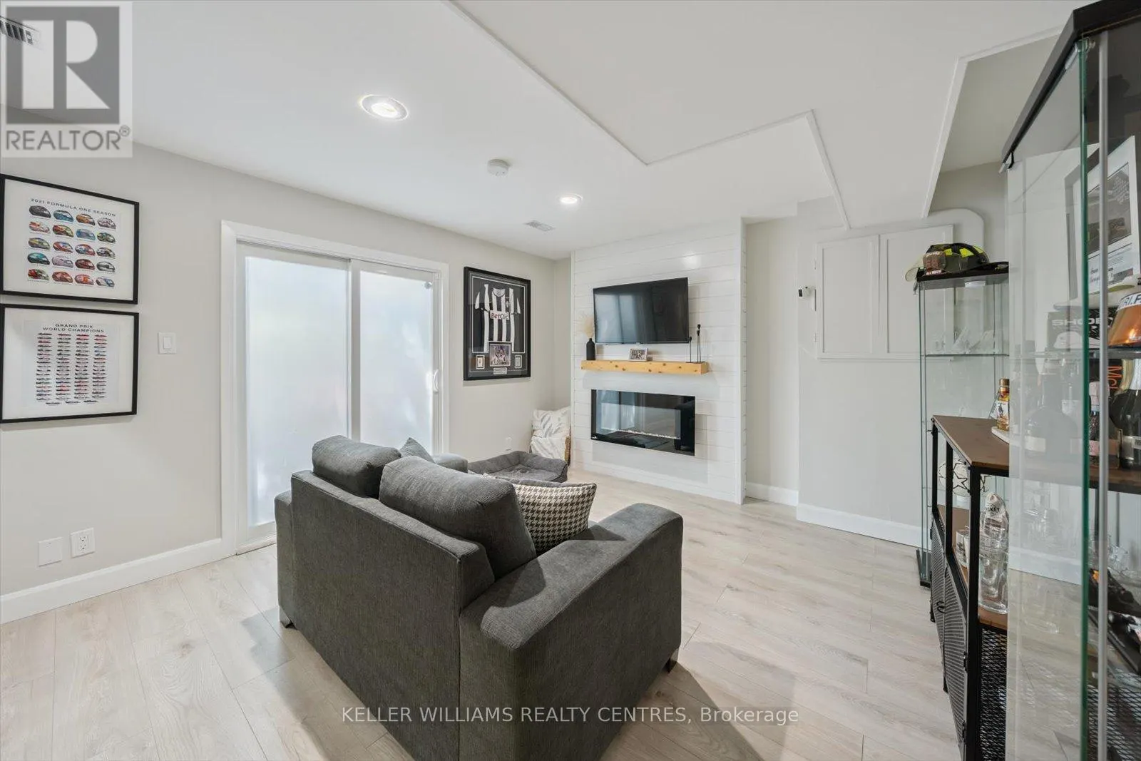 22 - 22 HARMONY CIRCLE