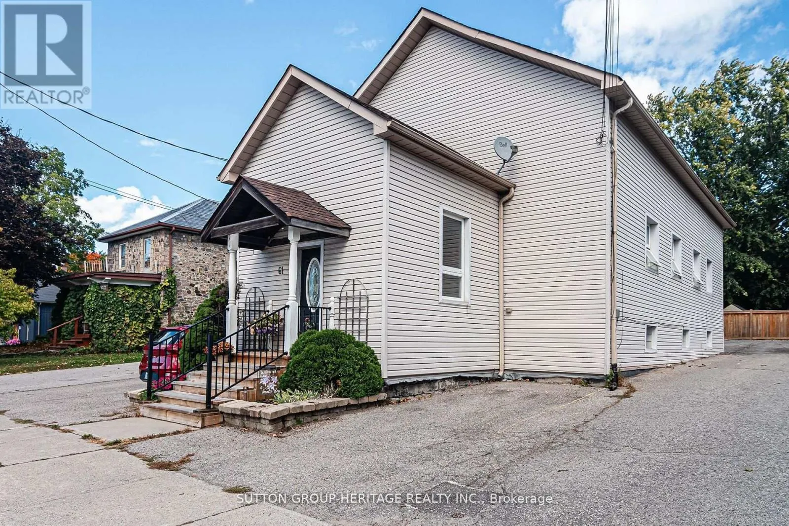 61 MAIN STREET S