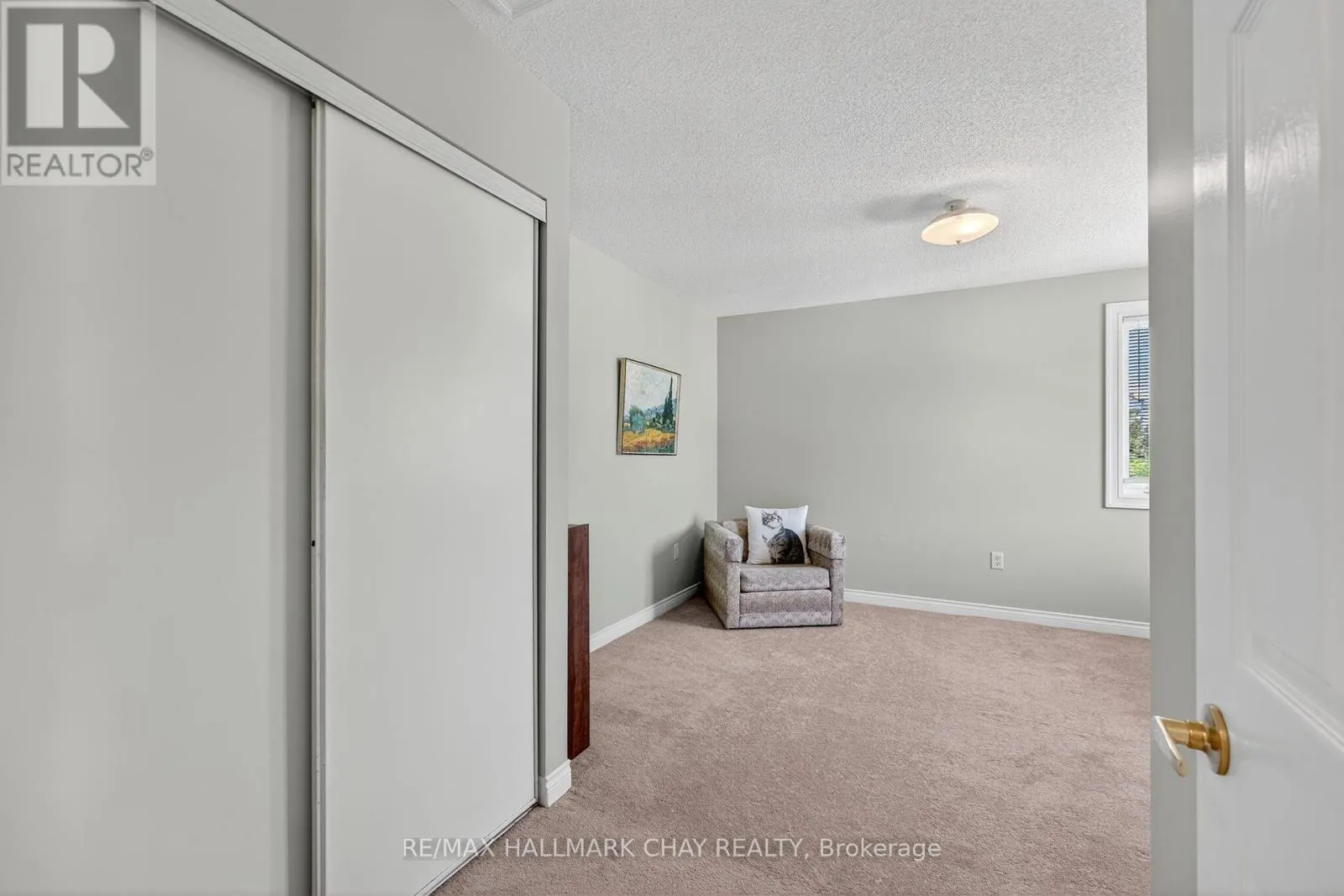 912 CREEKFRONT WAY
