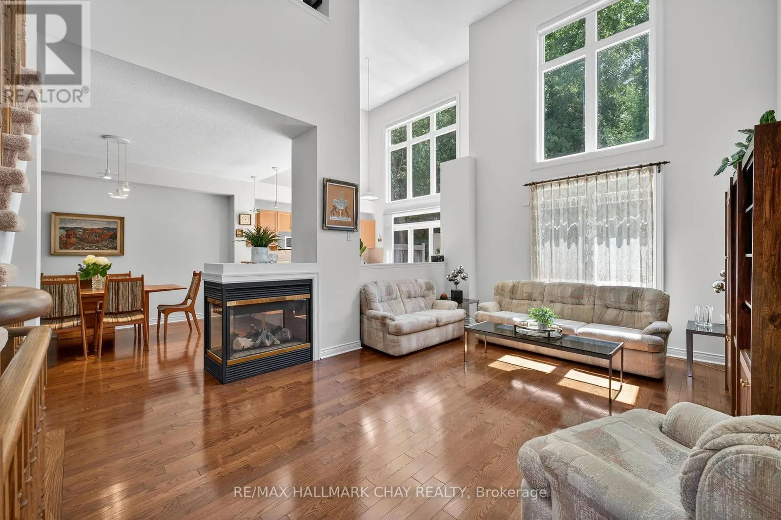 912 CREEKFRONT WAY