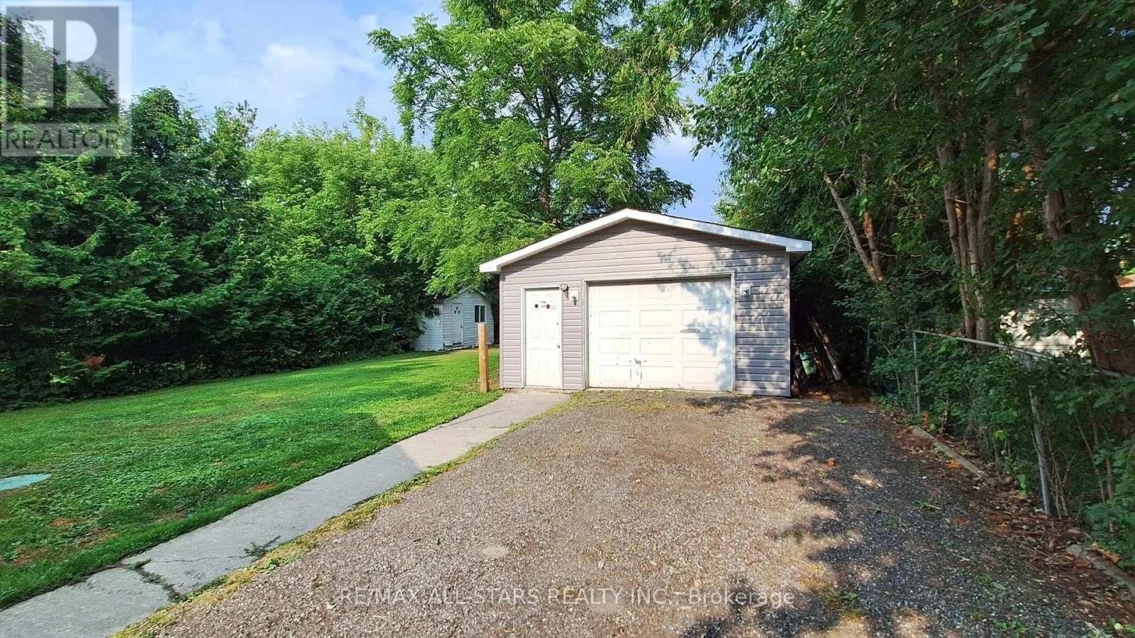 23495 LAKE RIDGE ROAD