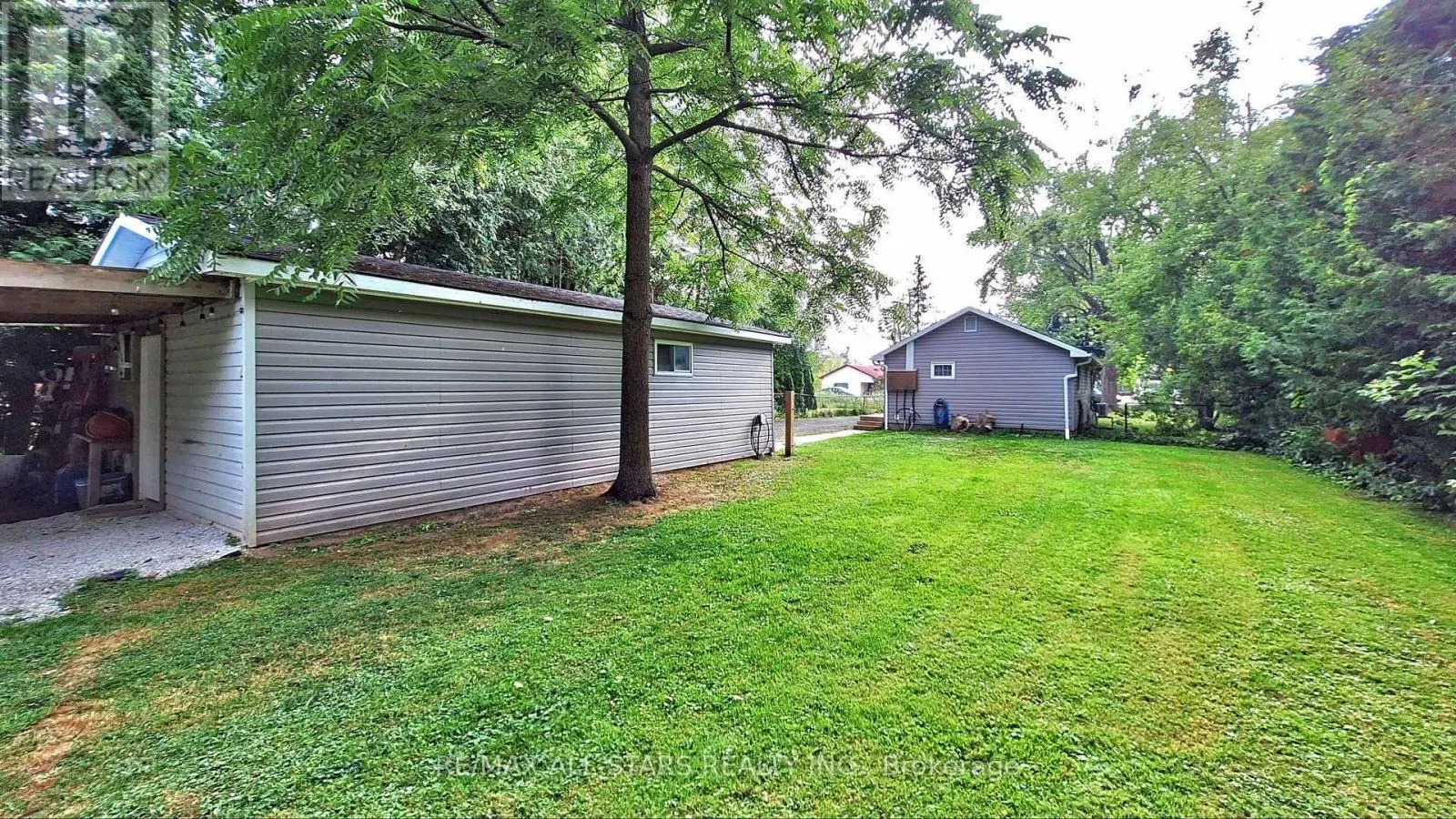 23495 LAKE RIDGE ROAD