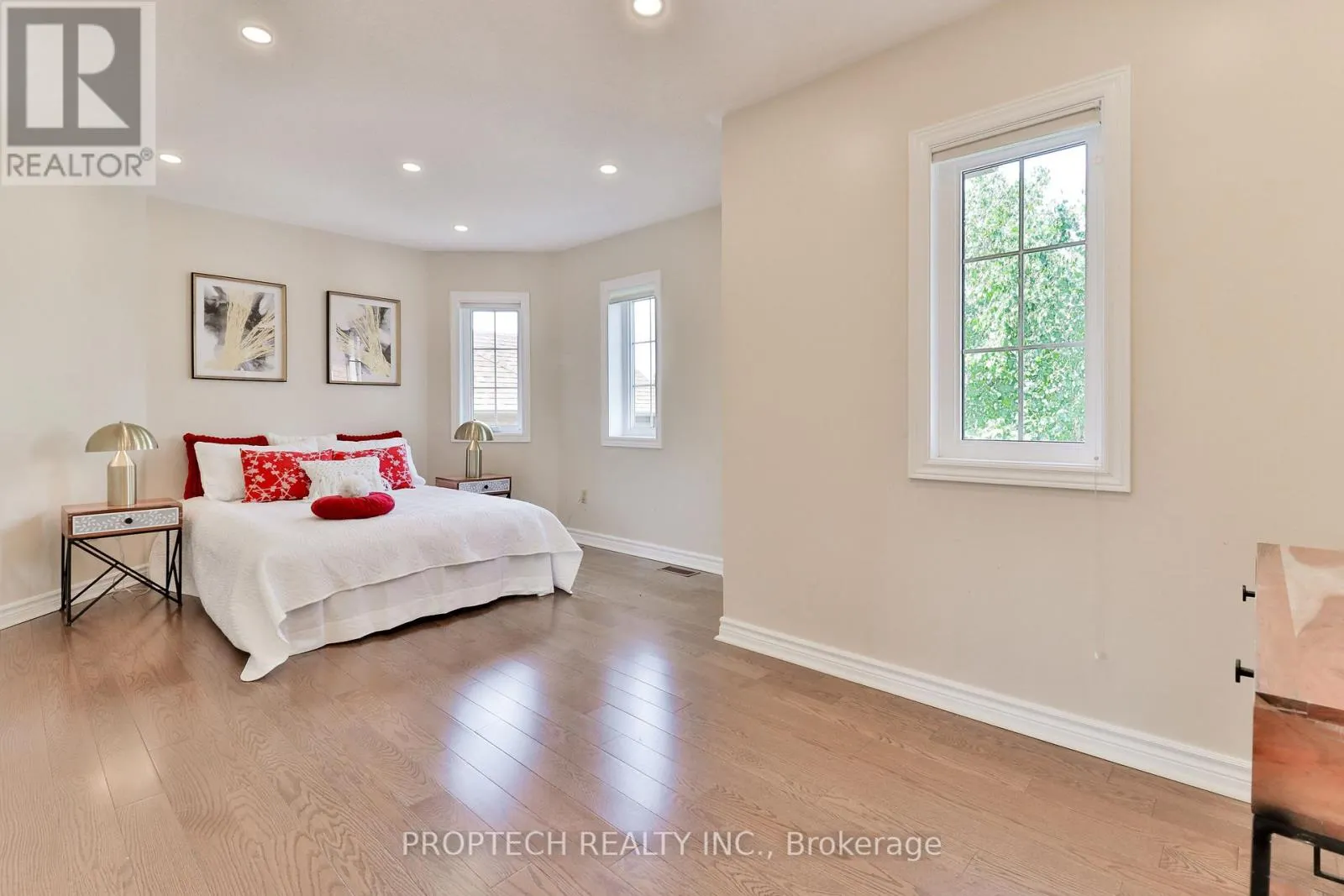 829 QUANTRA CRESCENT