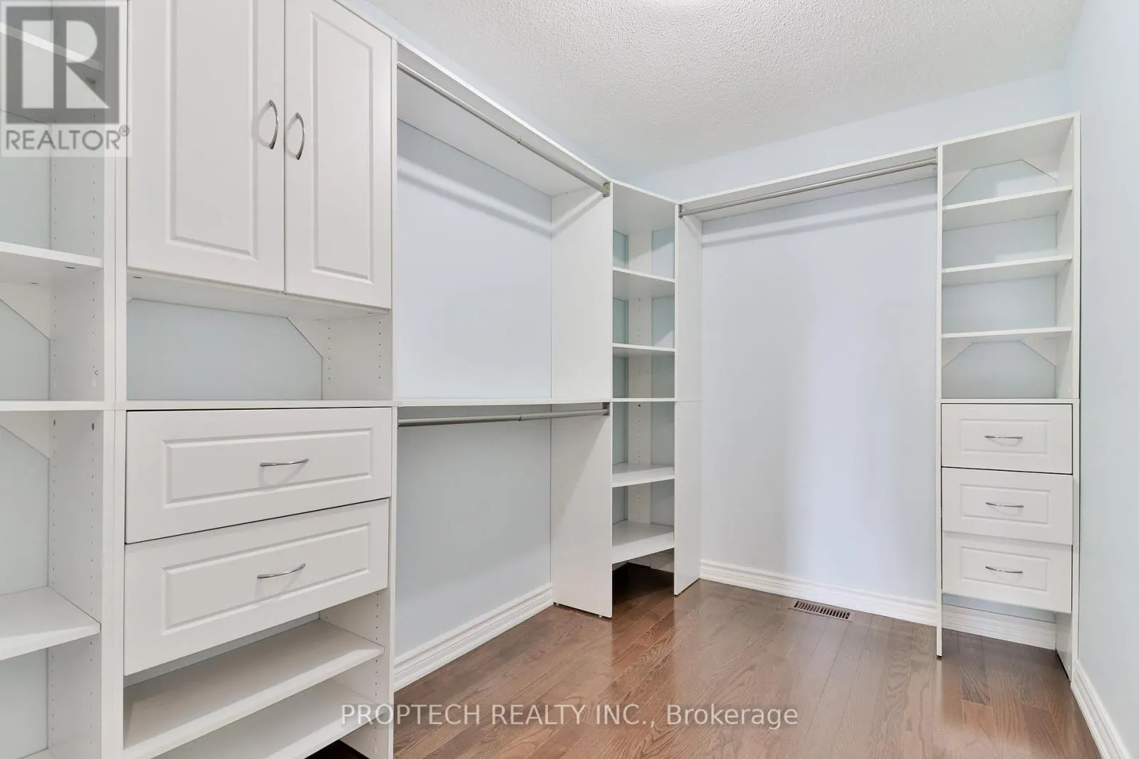 829 QUANTRA CRESCENT