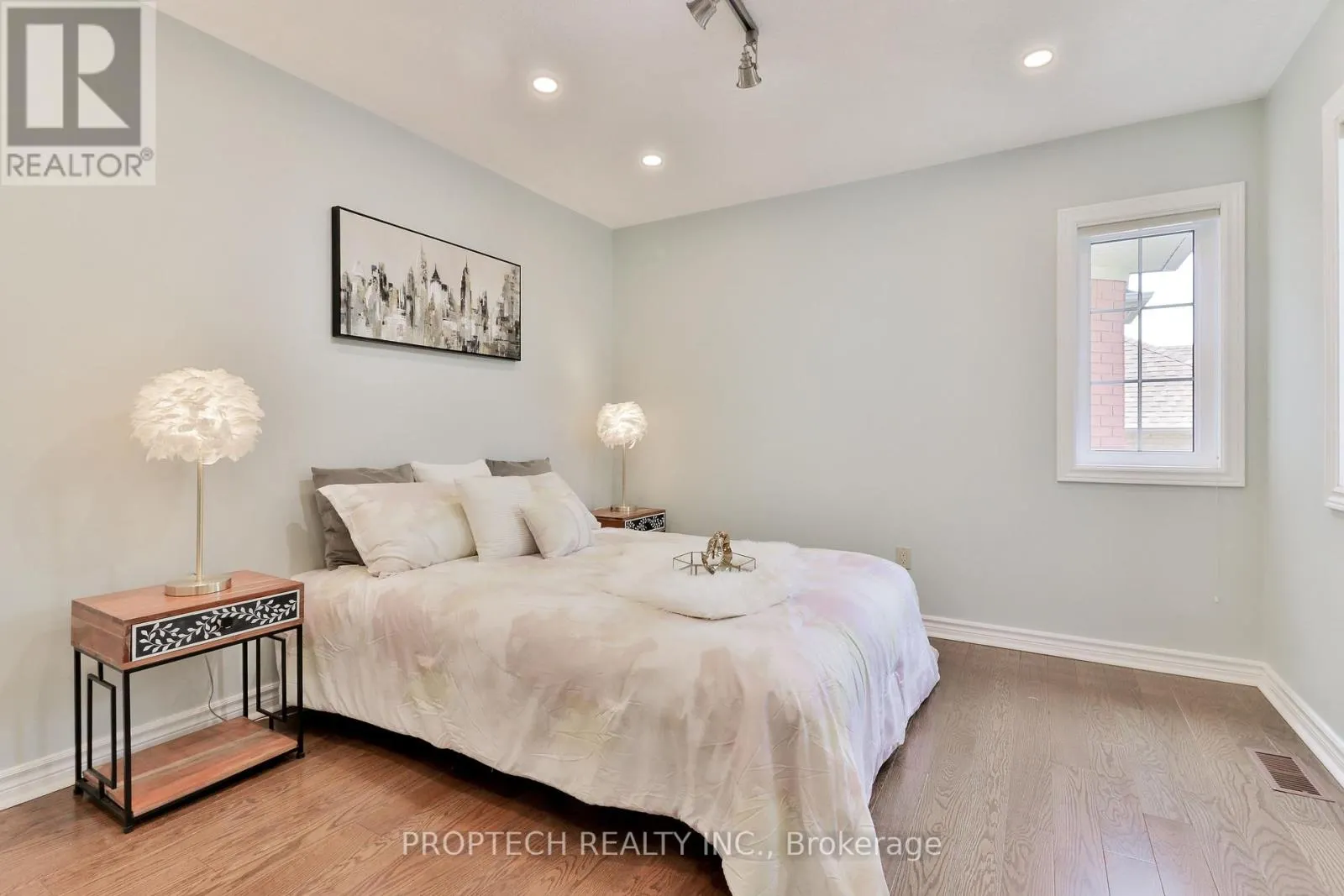 829 QUANTRA CRESCENT