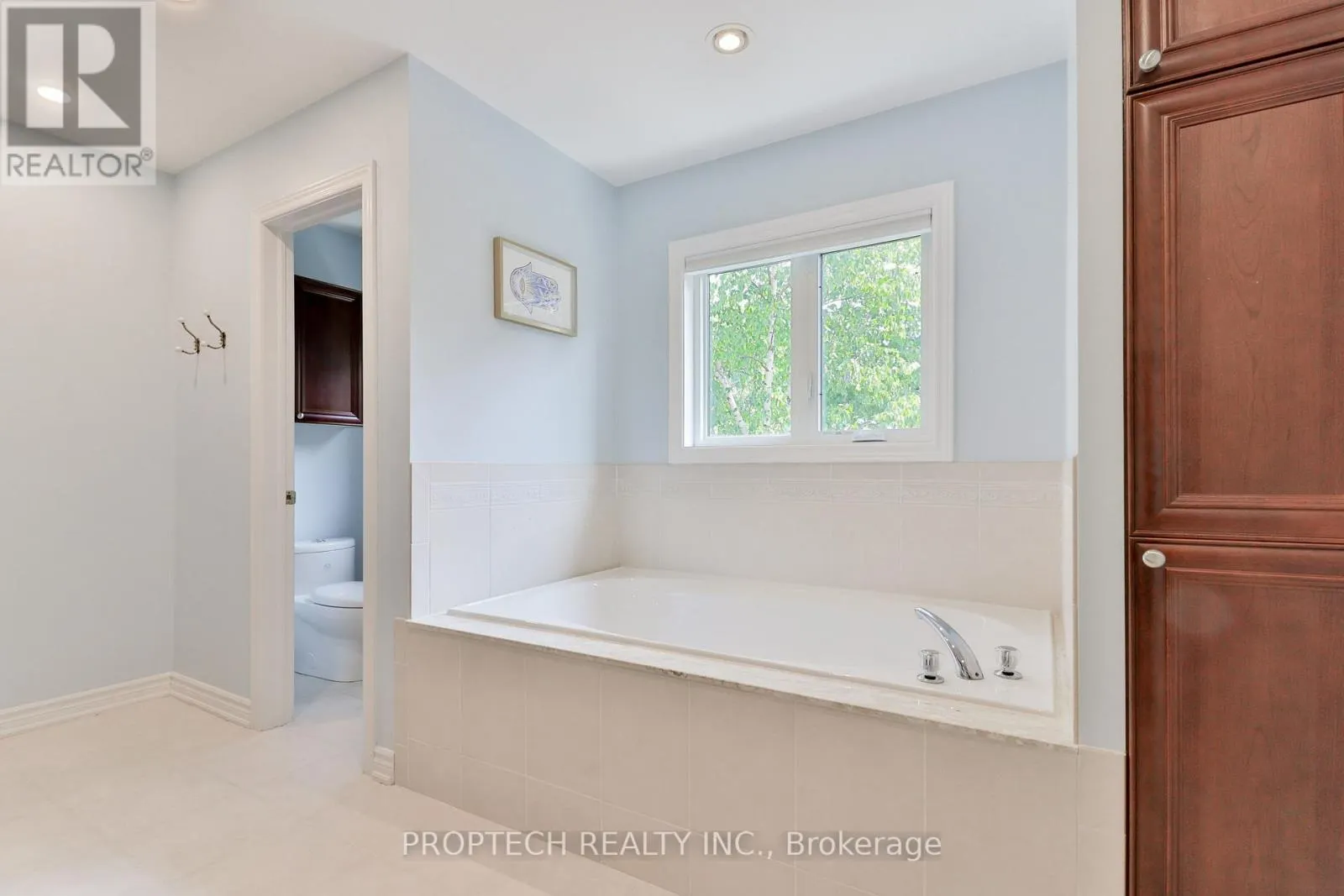 829 QUANTRA CRESCENT