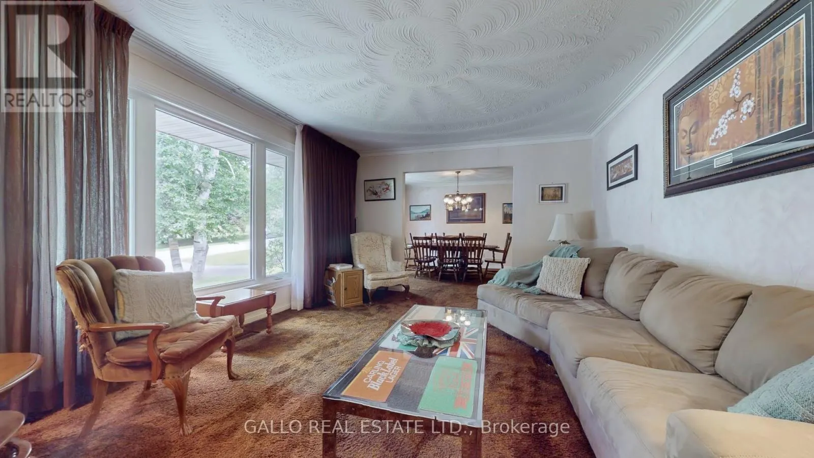 5 THORNBAY DRIVE