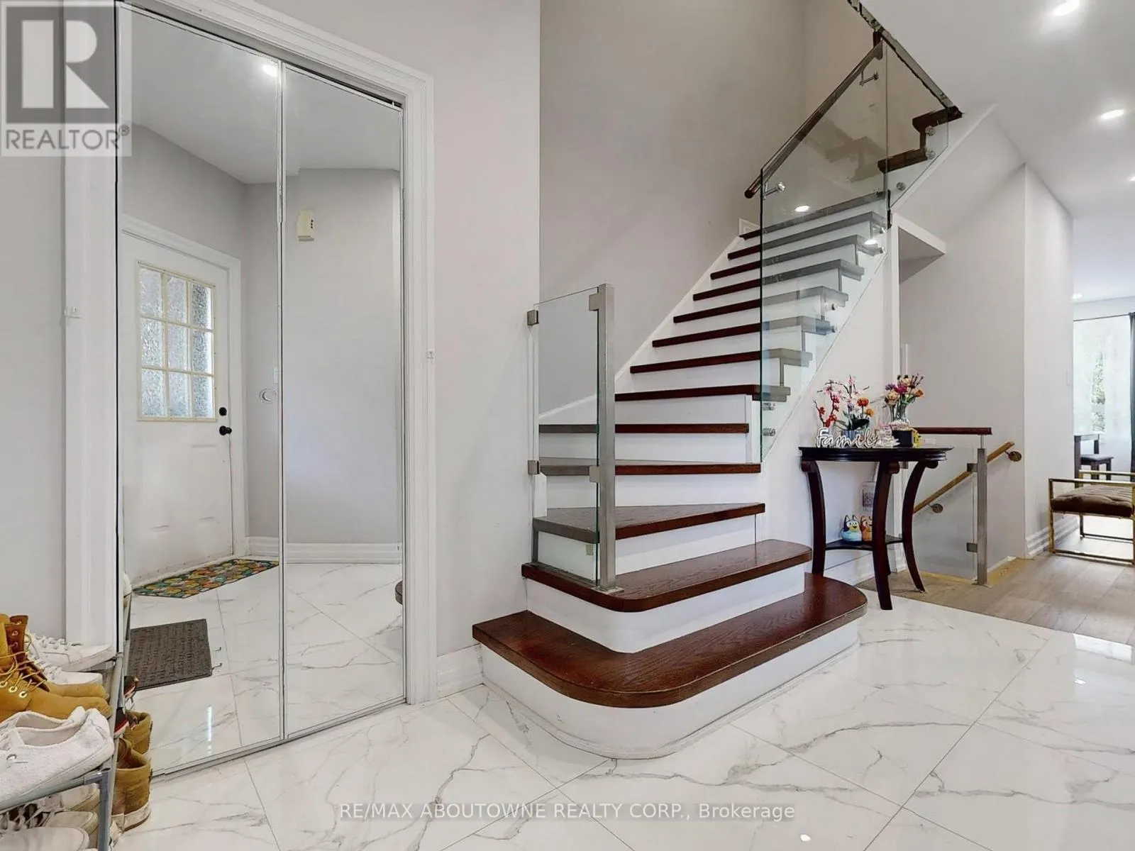 44 CRADDOCK STREET