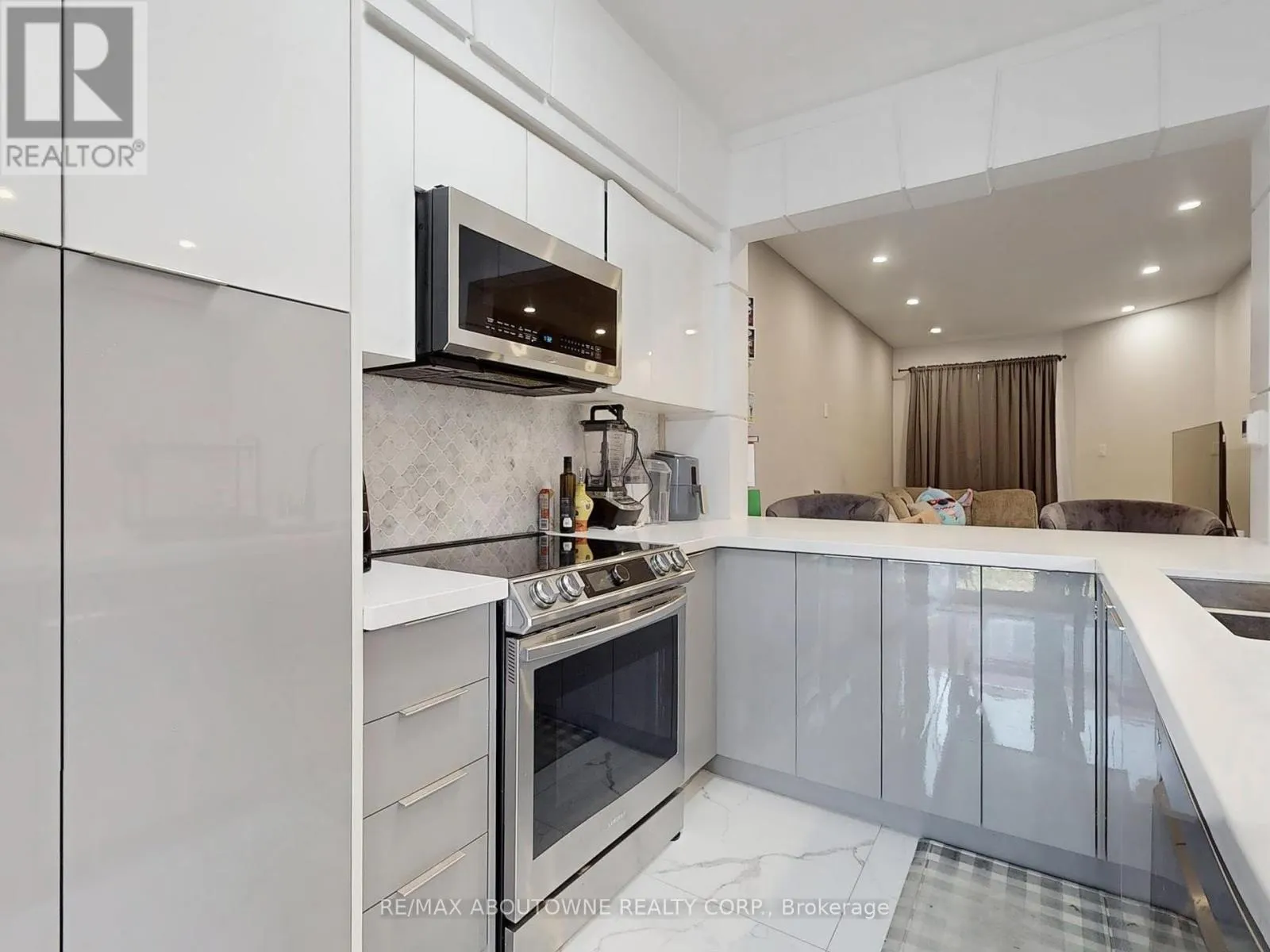 44 CRADDOCK STREET