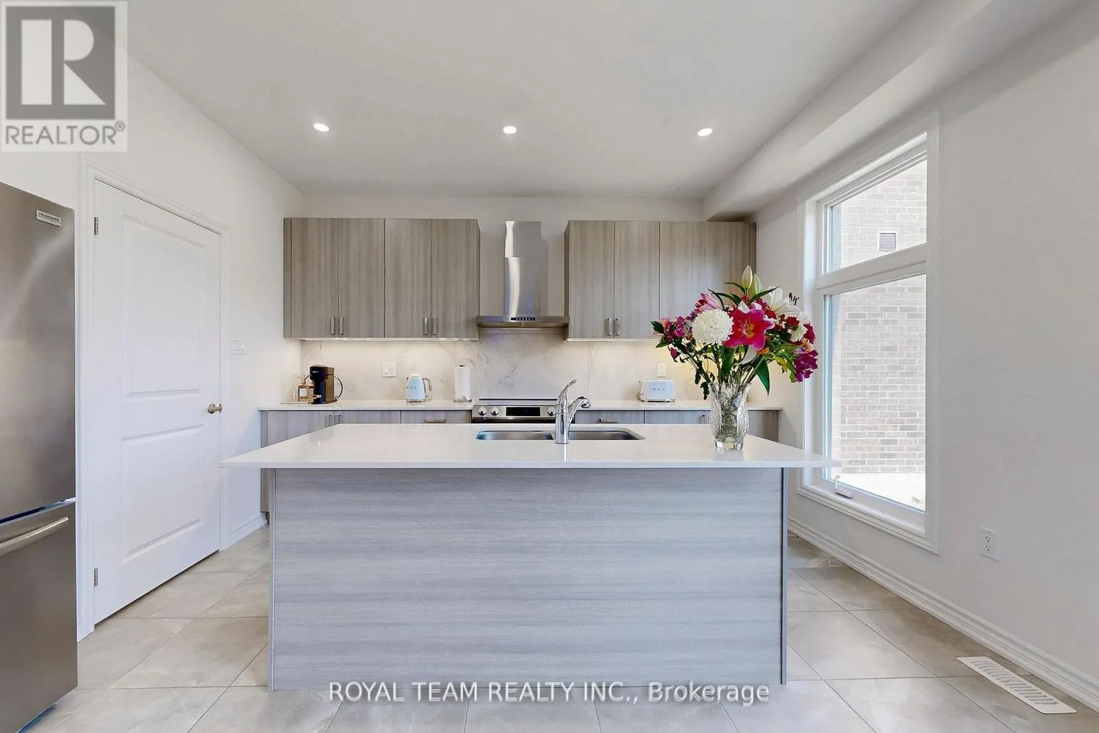 46 AINSLIE HILL CRESCENT