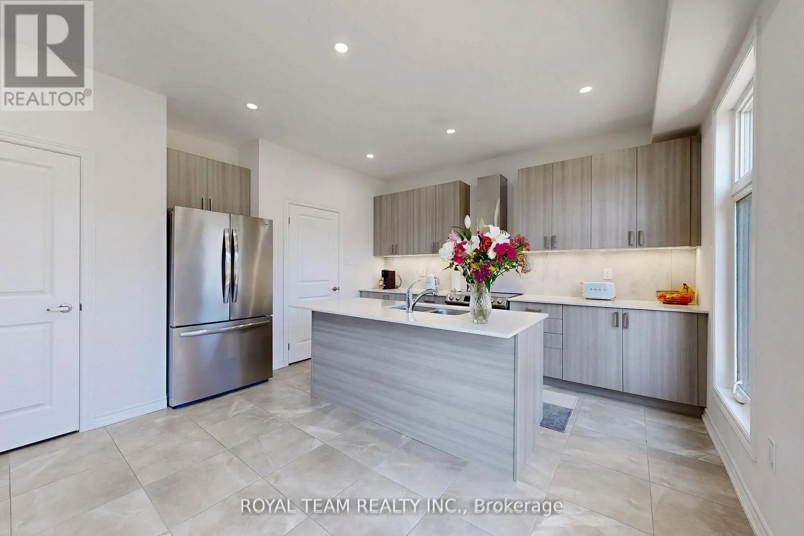 46 AINSLIE HILL CRESCENT