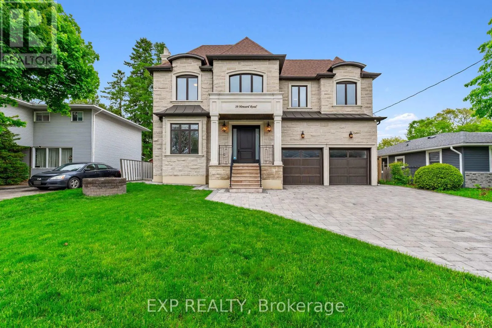 39 HOWARD ROAD