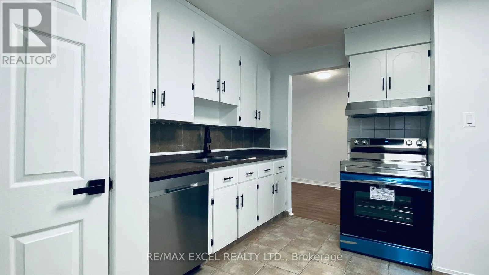 MAIN FLOOR - 88 LONGFORD DRIVE