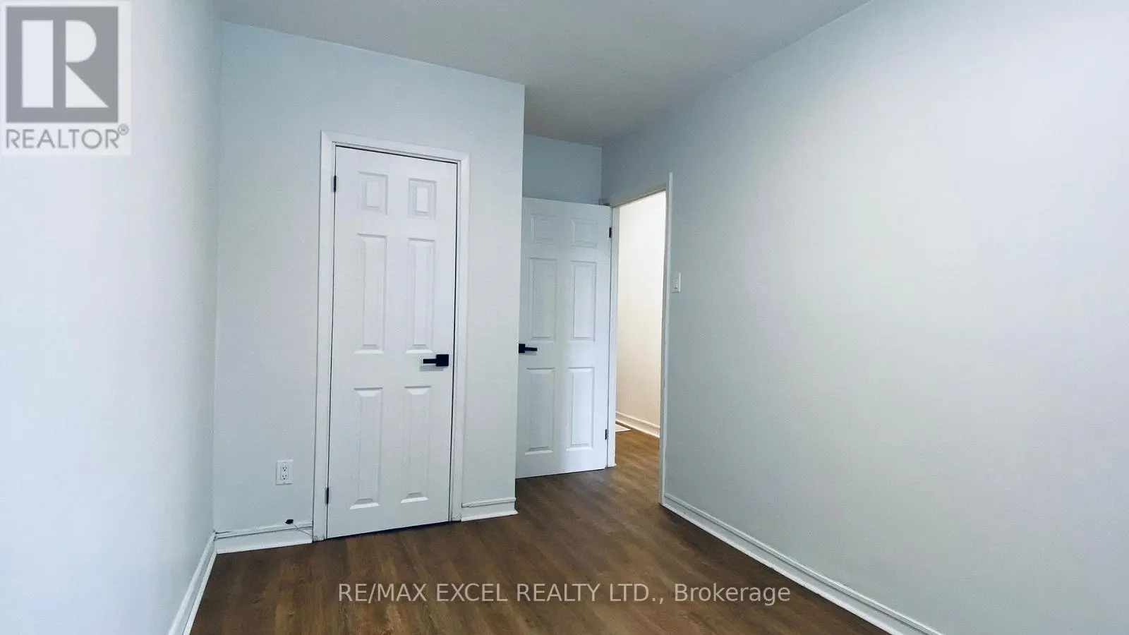 MAIN FLOOR - 88 LONGFORD DRIVE