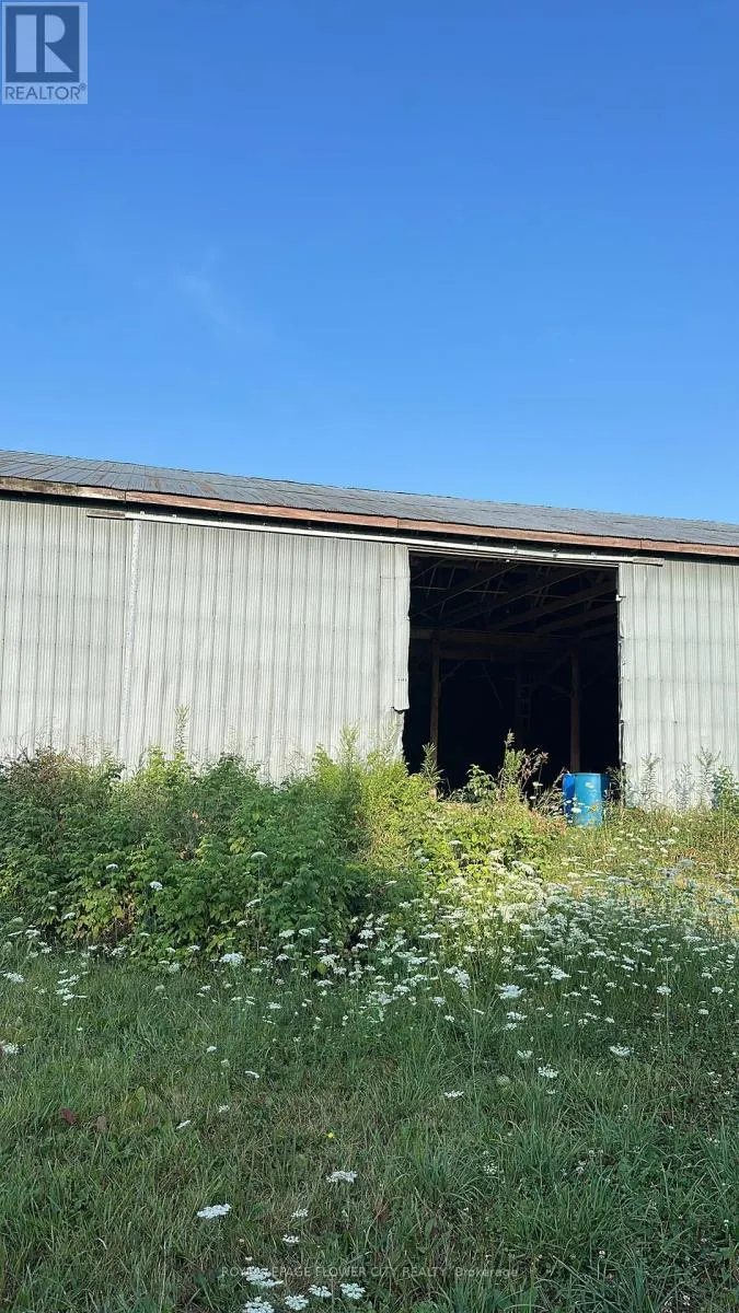 SHED 2 - 7076 5TH SIDE ROAD N