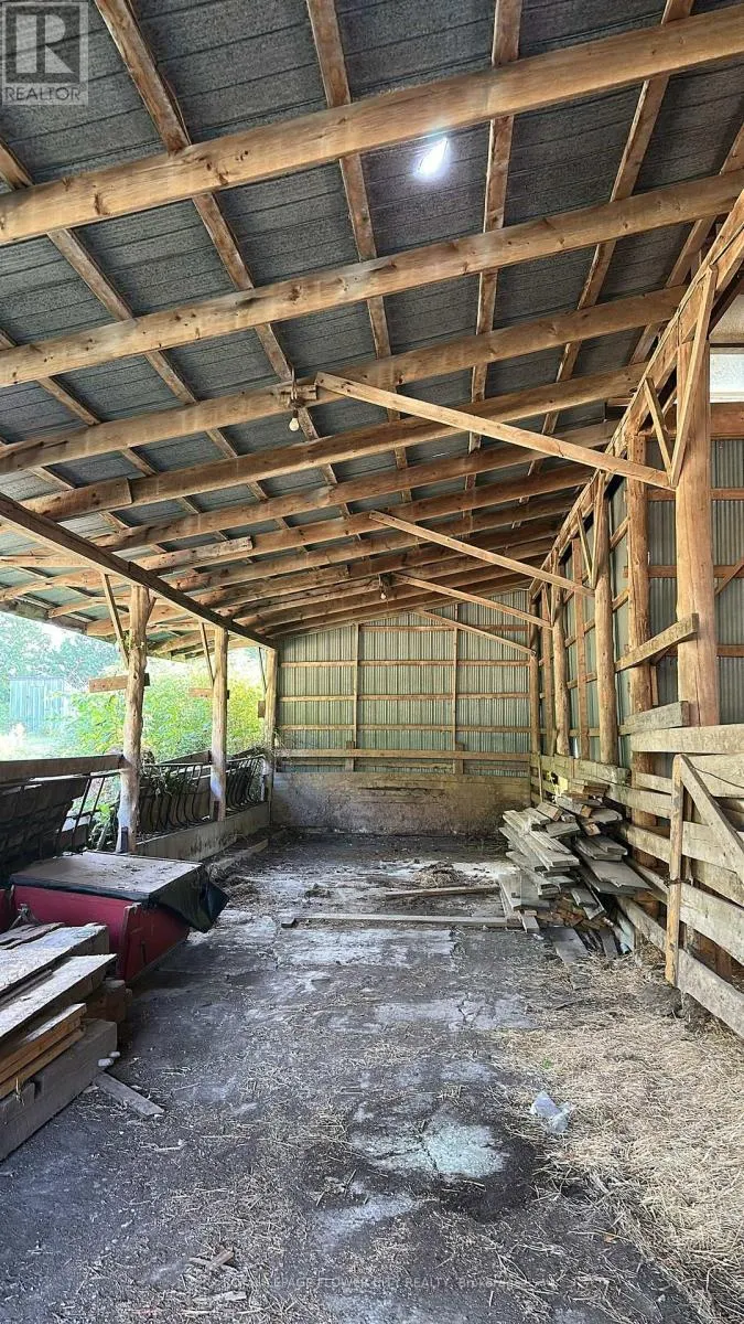 SHED 2 - 7076 5TH SIDE ROAD N