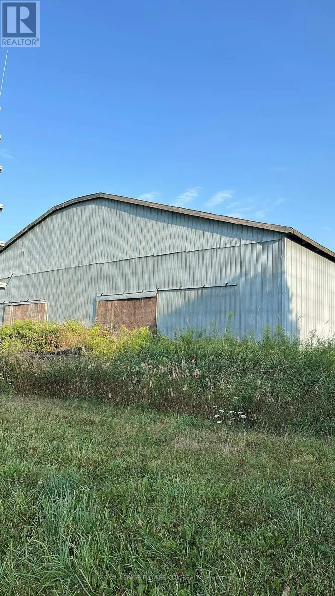 SHED 2 - 7076 5TH SIDE ROAD N