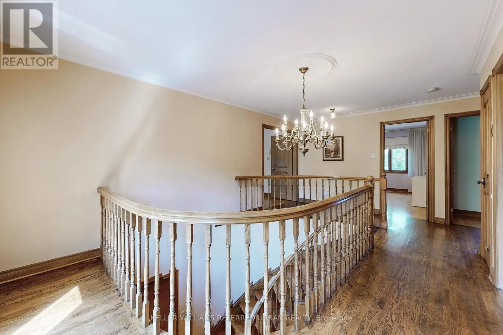 28 WESTWOOD LANE