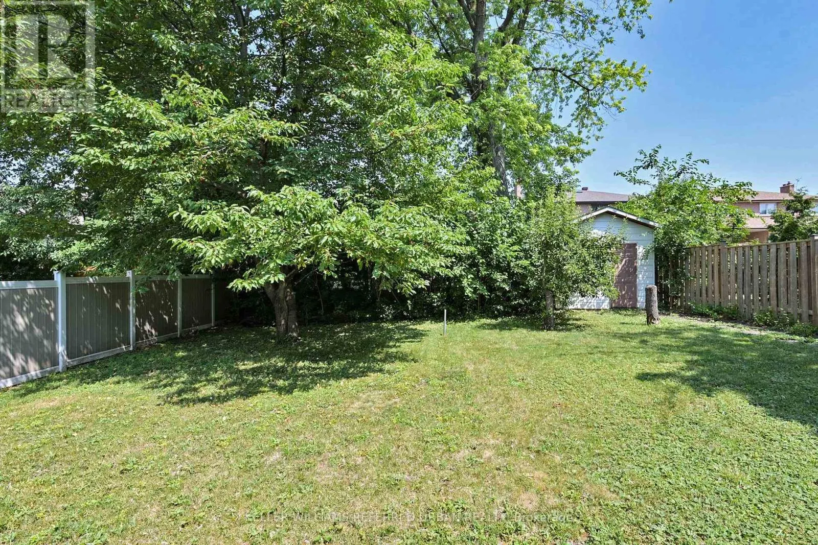 28 WESTWOOD LANE
